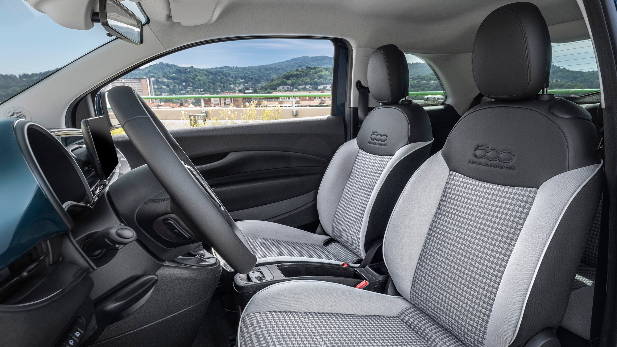 Fiat 500 Hybrid Torino edition 2025 interior view of front seats