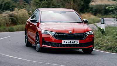 Skoda Octavia Hatch review on CAR magazine