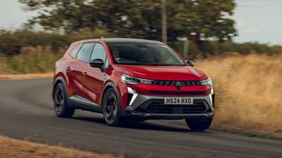 Renault Symbioz (2024) front driving