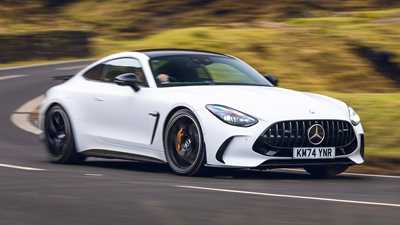 Mercedes AMG GT (2025) front driving
