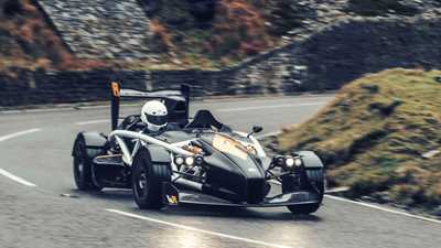 Ariel Atom 4R front three-quarter