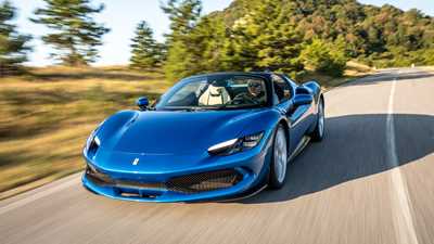 Ferrari 296 GTS front dynamic