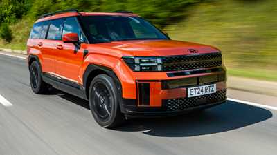 Hyundai Santa Fe review: on the road front shot