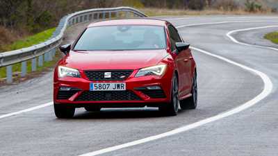 The new 2017 Seat Leon Cupra 300 hot hatch